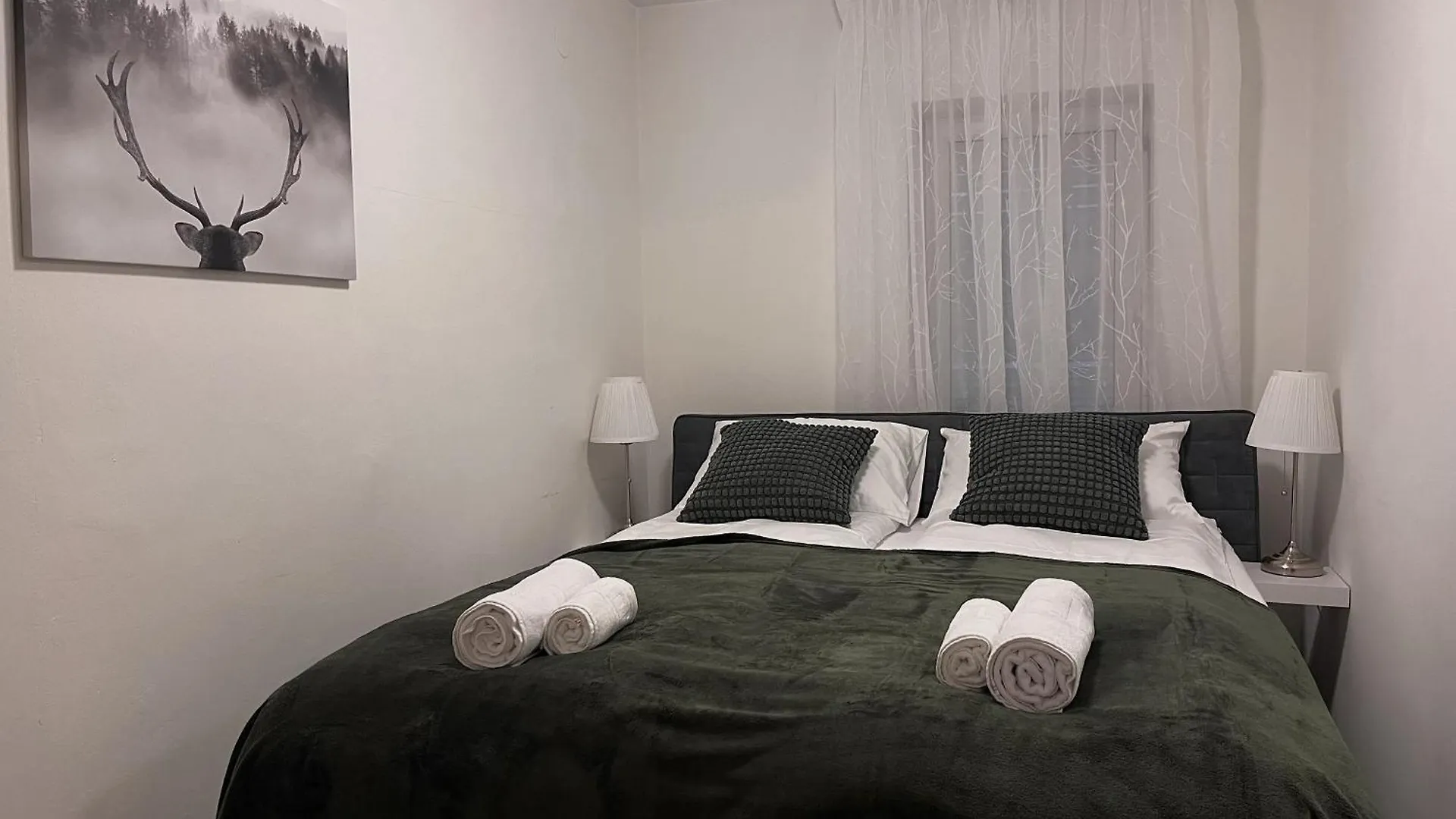 Apartman La Casa 77A Ljubljana 0*,