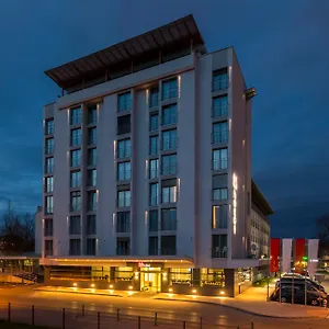 4* Szálloda M